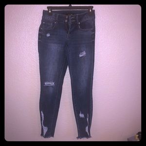 Super adorable dark blue skinny jeans